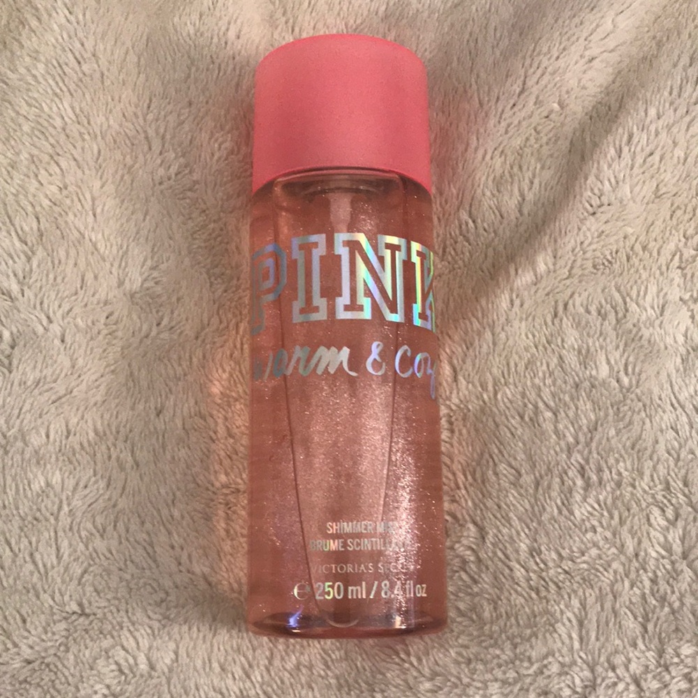 VS PINK Warm & Cozy Shimmer Mist